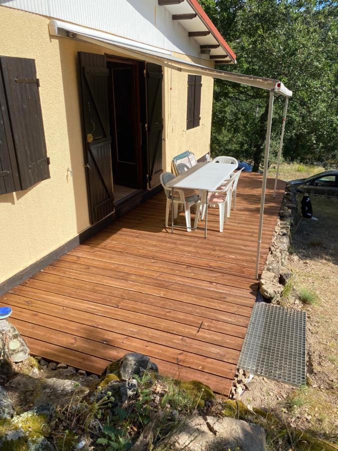 Ribes - Chalet Gite Au Coeur De La Nature Sournia Exterior foto